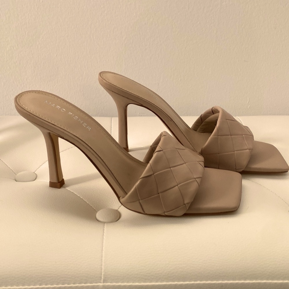 Marc Fischer Slides 💛 Heels - Brand New - Size 7.5